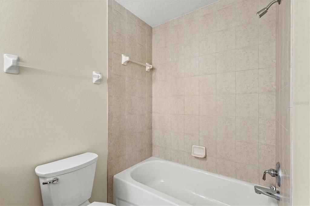 На продажу: $524,900 (2 спален, 2 ванн, 1573 Квадратных фут)