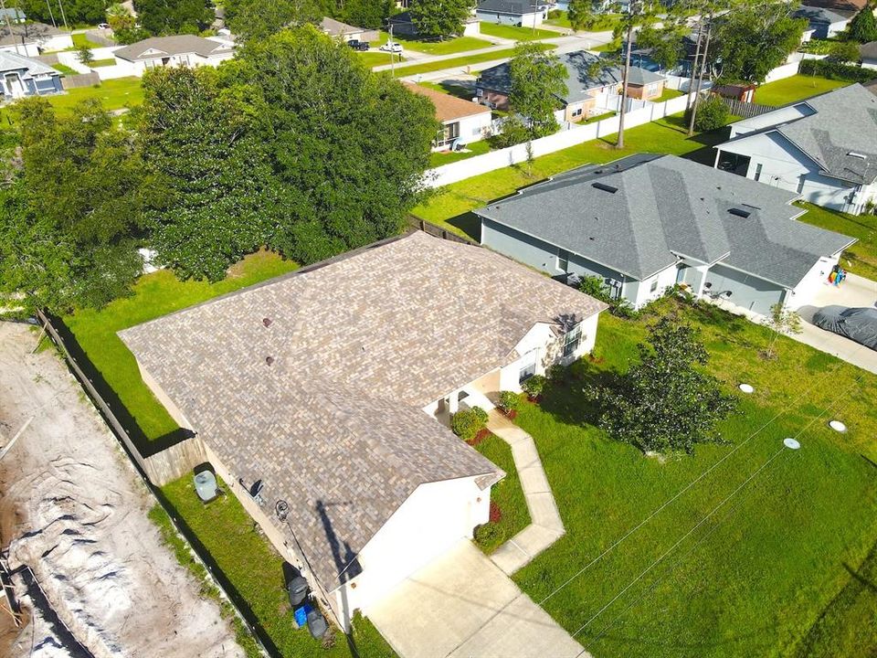For Sale: $353,000 (4 beds, 2 baths, 2033 Square Feet)