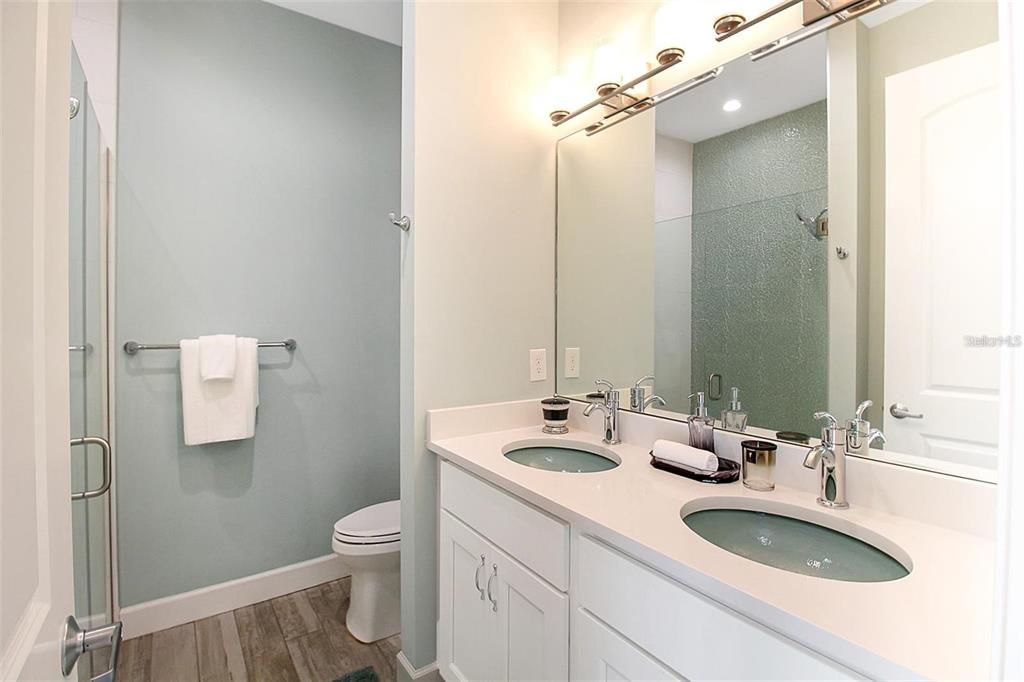 В аренду: $2,399 (3 спален, 2 ванн, 1440 Квадратных фут)