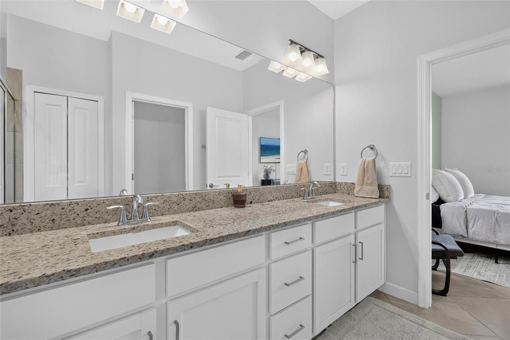 For Rent: $5,000 (4 beds, 3 baths, 2016 Square Feet)