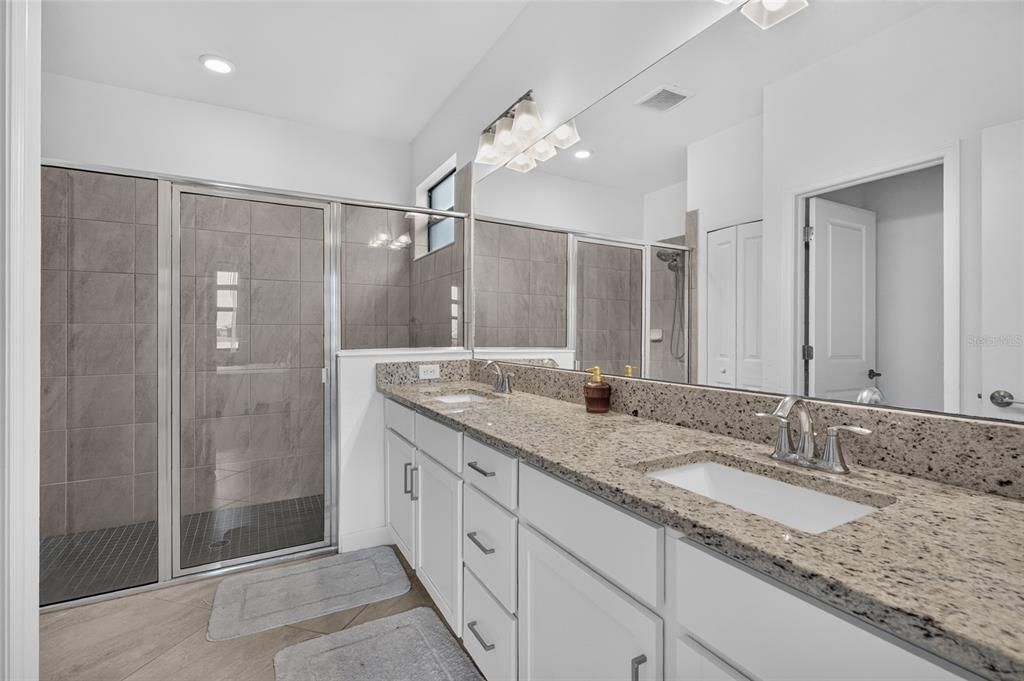 For Rent: $5,000 (4 beds, 3 baths, 2016 Square Feet)