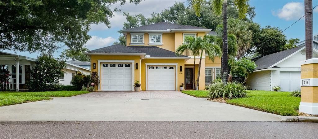 For Sale: $1,799,900 (5 beds, 3 baths, 3667 Square Feet)