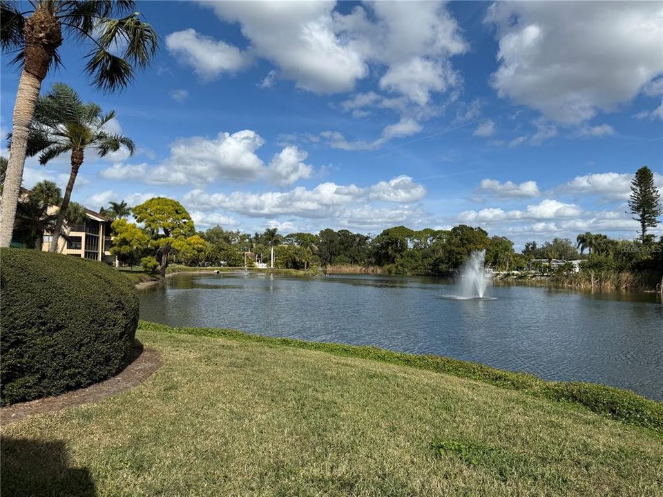 For Rent: $1,700 (2 beds, 2 baths, 848 Square Feet)