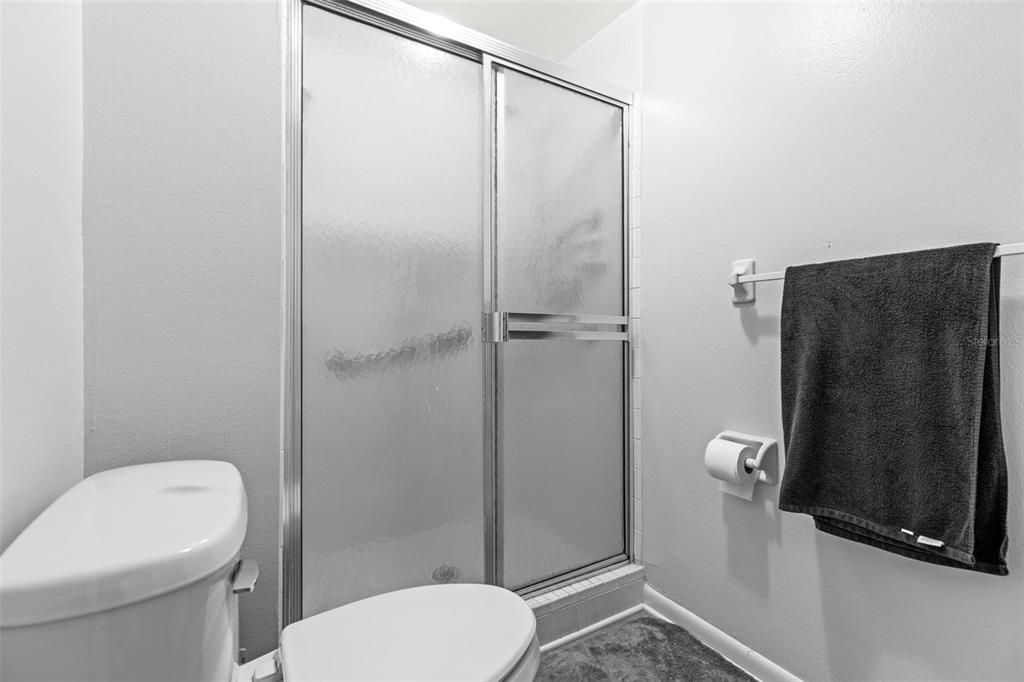For Rent: $2,350 (2 beds, 2 baths, 1290 Square Feet)
