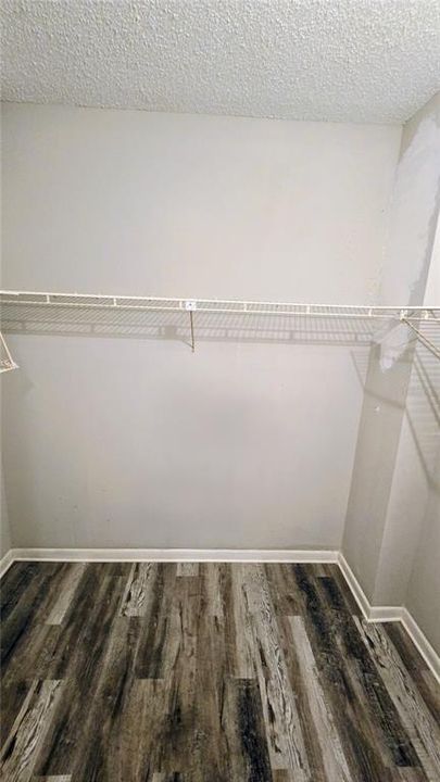 For Rent: $2,350 (2 beds, 2 baths, 1290 Square Feet)