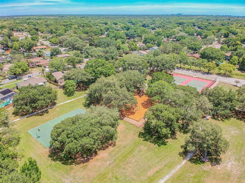 For Sale: $449,900 (3 beds, 2 baths, 1569 Square Feet)