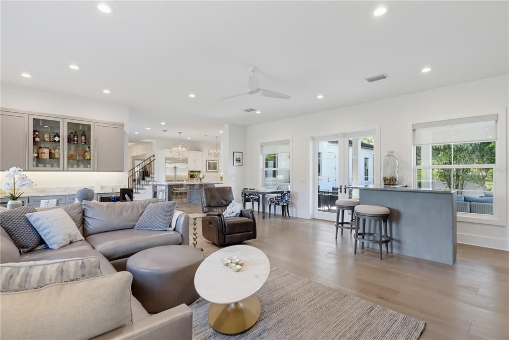 En Venta: $3,500,000 (5 camas, 4 baños, 4659 Pies cuadrados)
