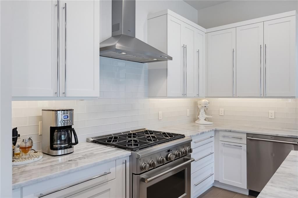 En Venta: $3,500,000 (5 camas, 4 baños, 4659 Pies cuadrados)