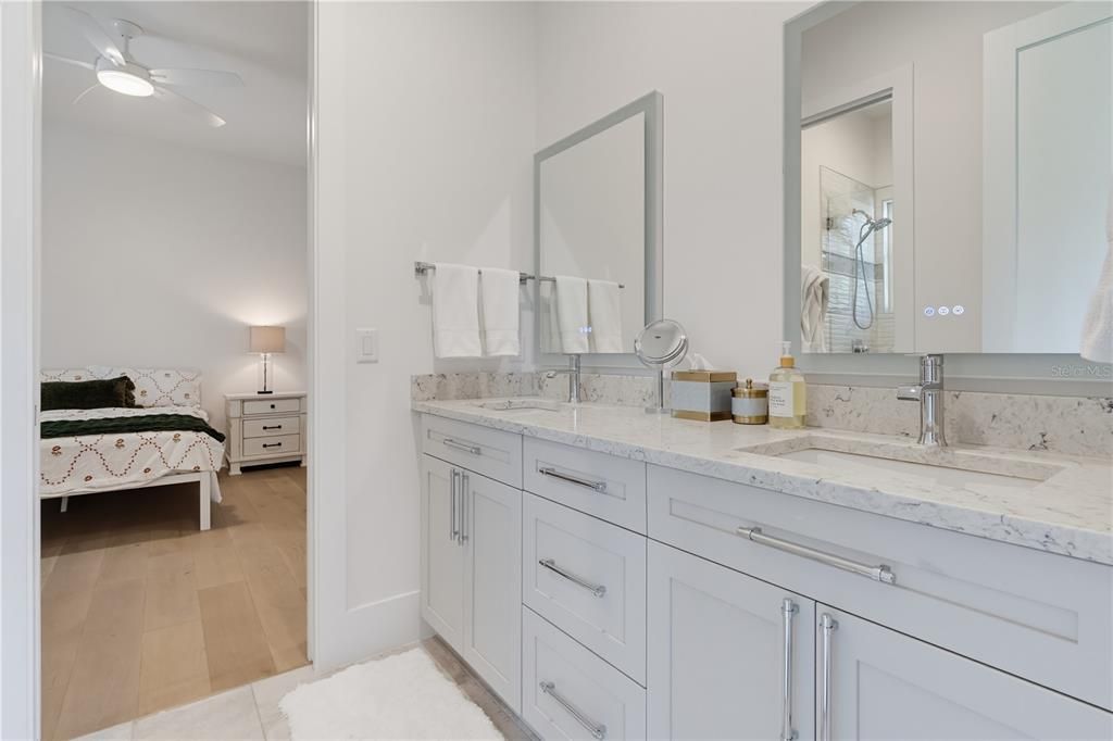 En Venta: $3,500,000 (5 camas, 4 baños, 4659 Pies cuadrados)