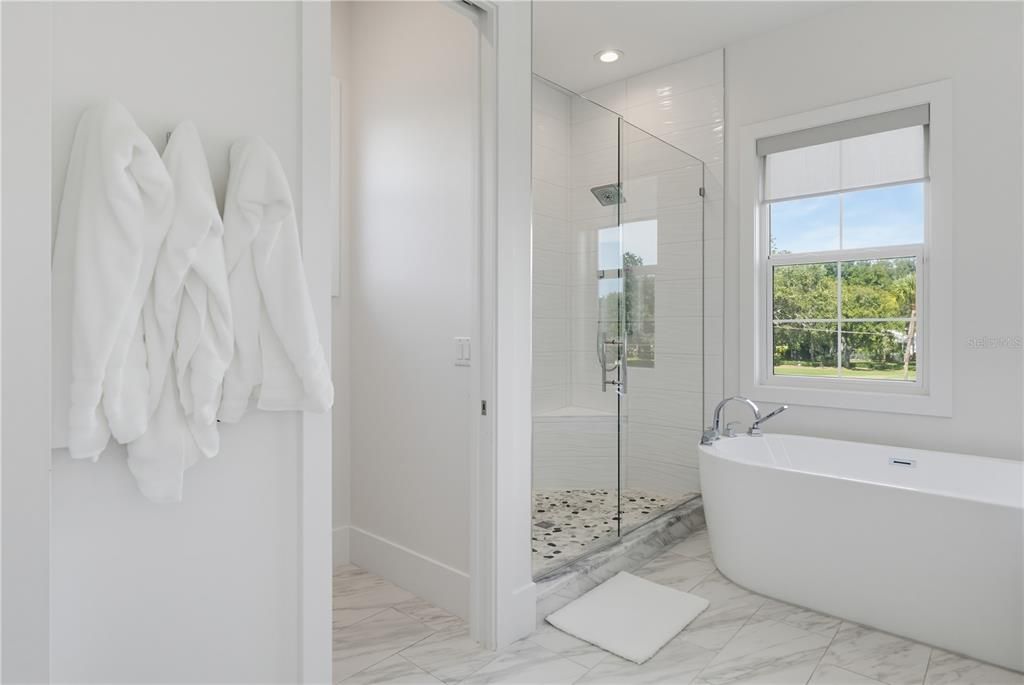 En Venta: $3,500,000 (5 camas, 4 baños, 4659 Pies cuadrados)