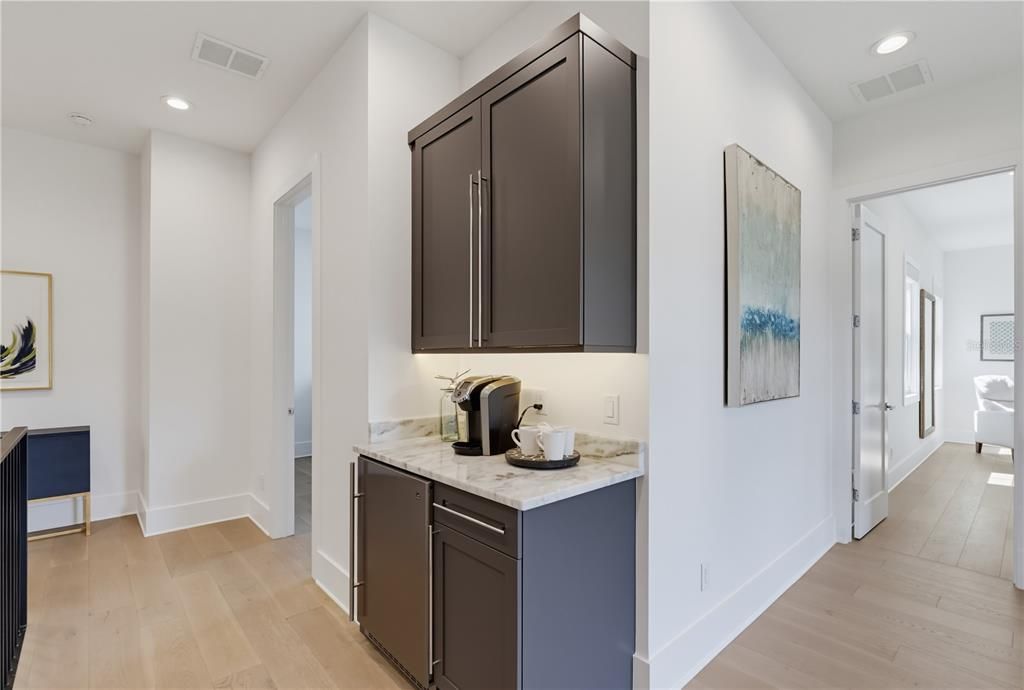 En Venta: $3,500,000 (5 camas, 4 baños, 4659 Pies cuadrados)