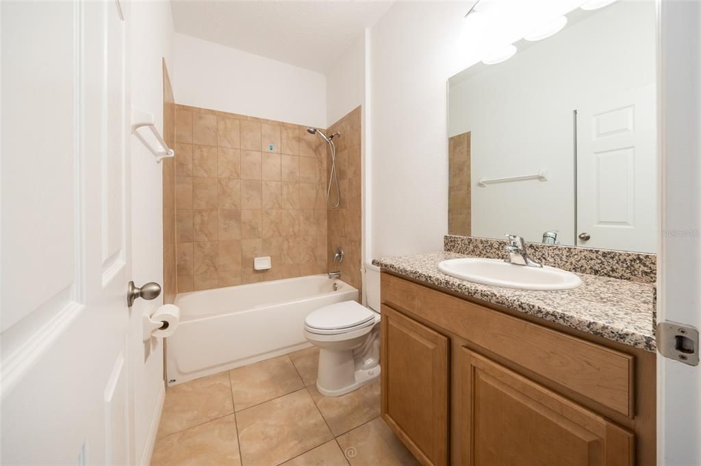 For Sale: $375,000 (3 beds, 2 baths, 1832 Square Feet)
