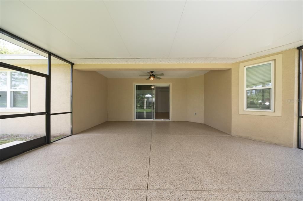 For Sale: $375,000 (3 beds, 2 baths, 1832 Square Feet)