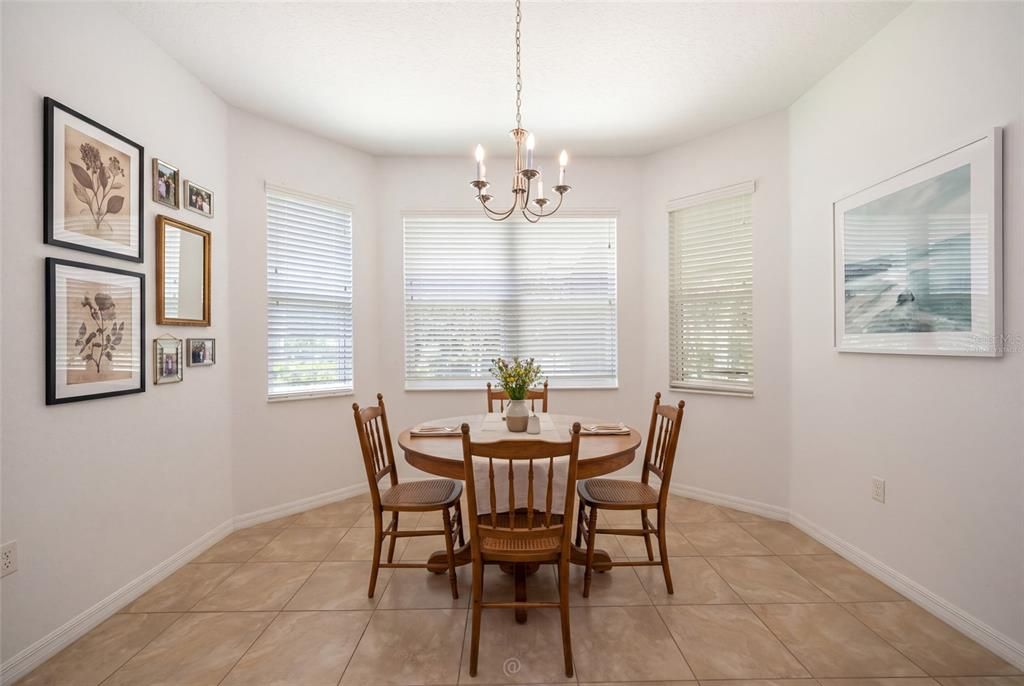 For Sale: $375,000 (3 beds, 2 baths, 1832 Square Feet)