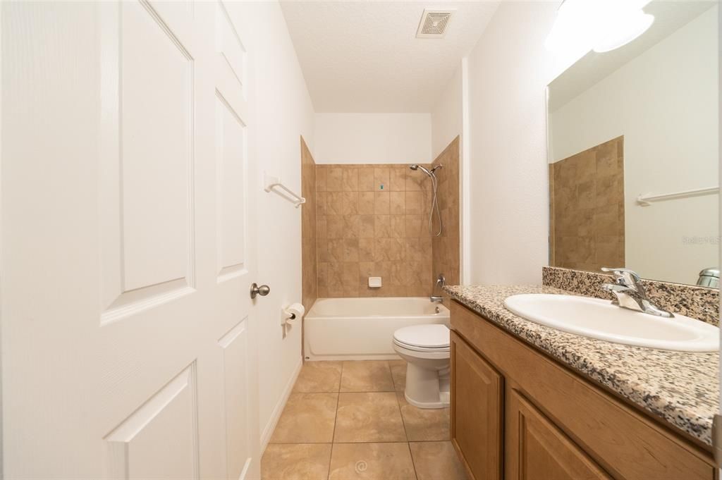 For Sale: $375,000 (3 beds, 2 baths, 1832 Square Feet)
