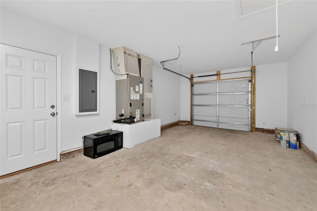 For Sale: $225,000 (3 beds, 2 baths, 1200 Square Feet)