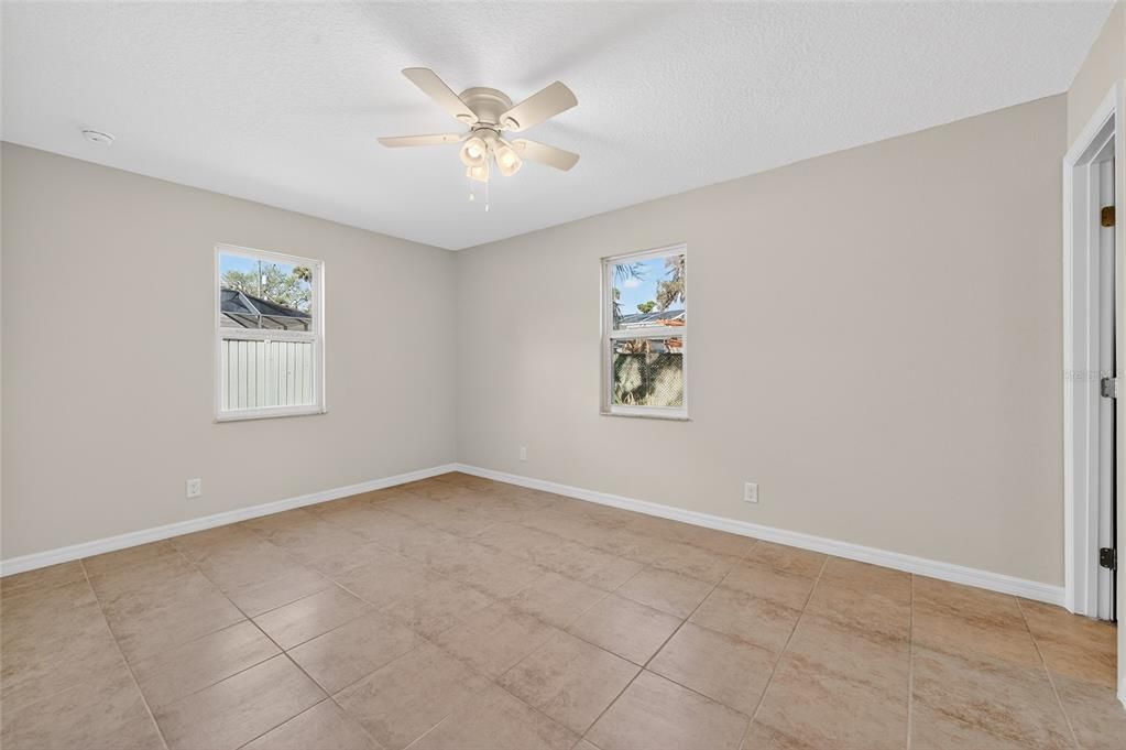 For Sale: $225,000 (3 beds, 2 baths, 1200 Square Feet)