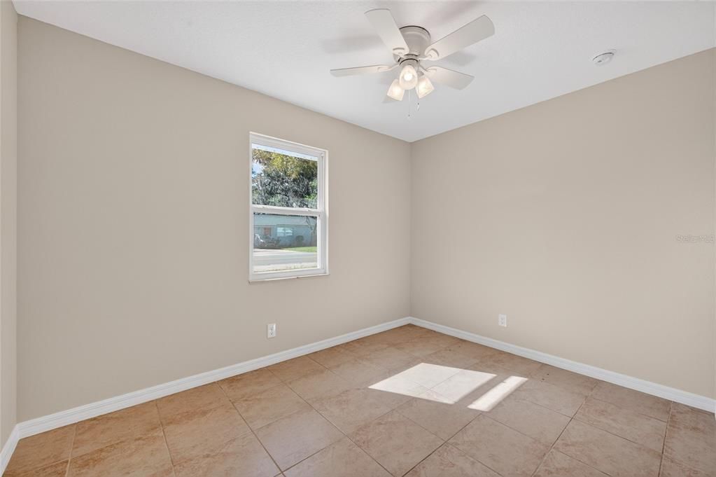 For Sale: $225,000 (3 beds, 2 baths, 1200 Square Feet)