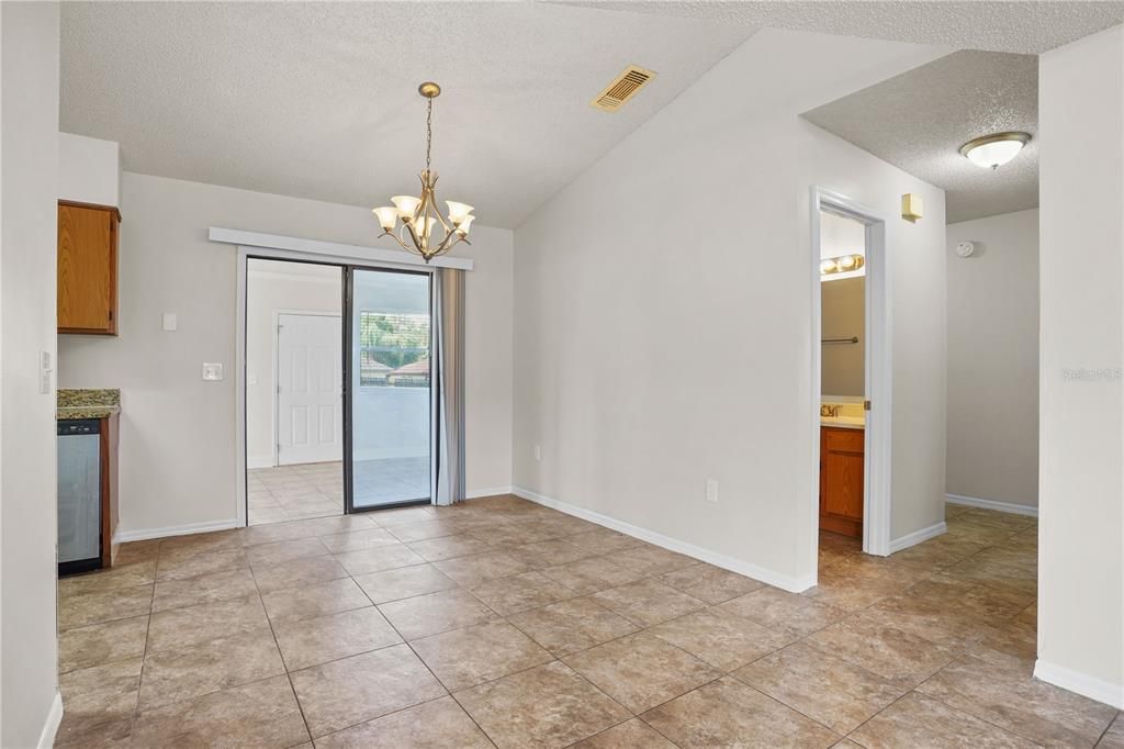 For Sale: $320,000 (4 beds, 2 baths, 1759 Square Feet)