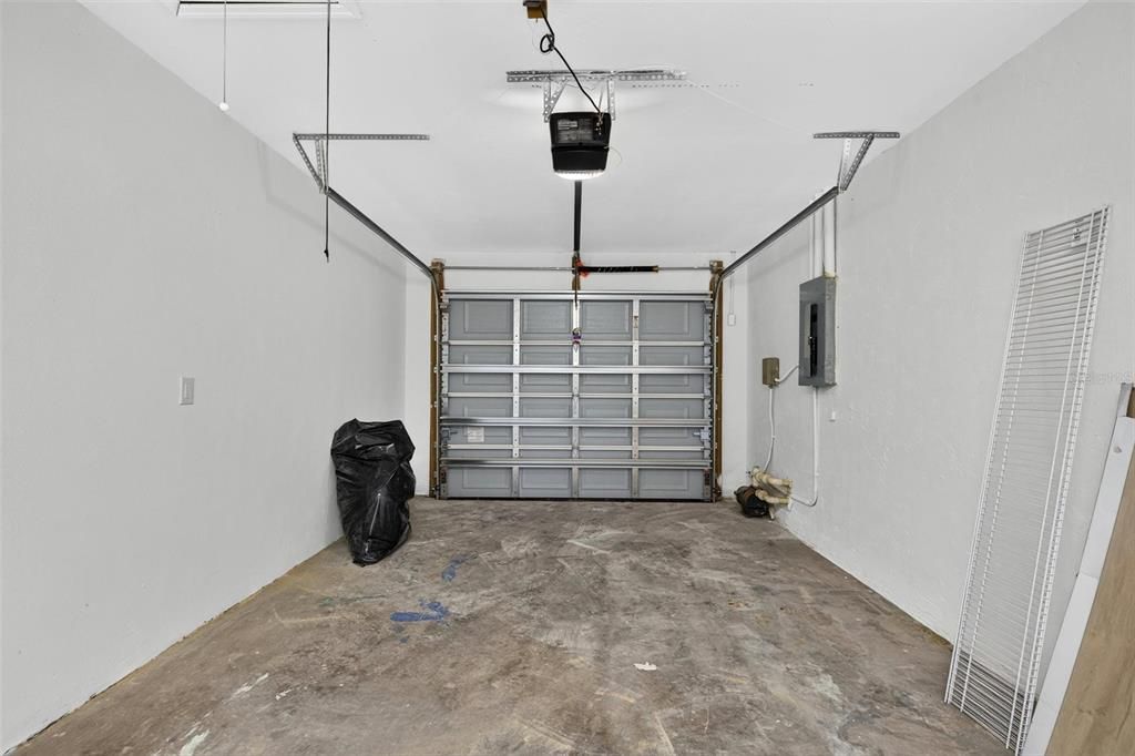 For Sale: $243,000 (4 beds, 2 baths, 1385 Square Feet)