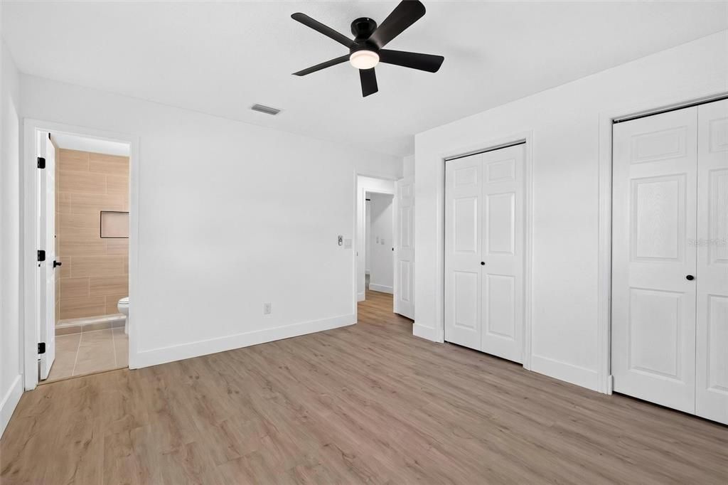For Sale: $243,000 (4 beds, 2 baths, 1385 Square Feet)