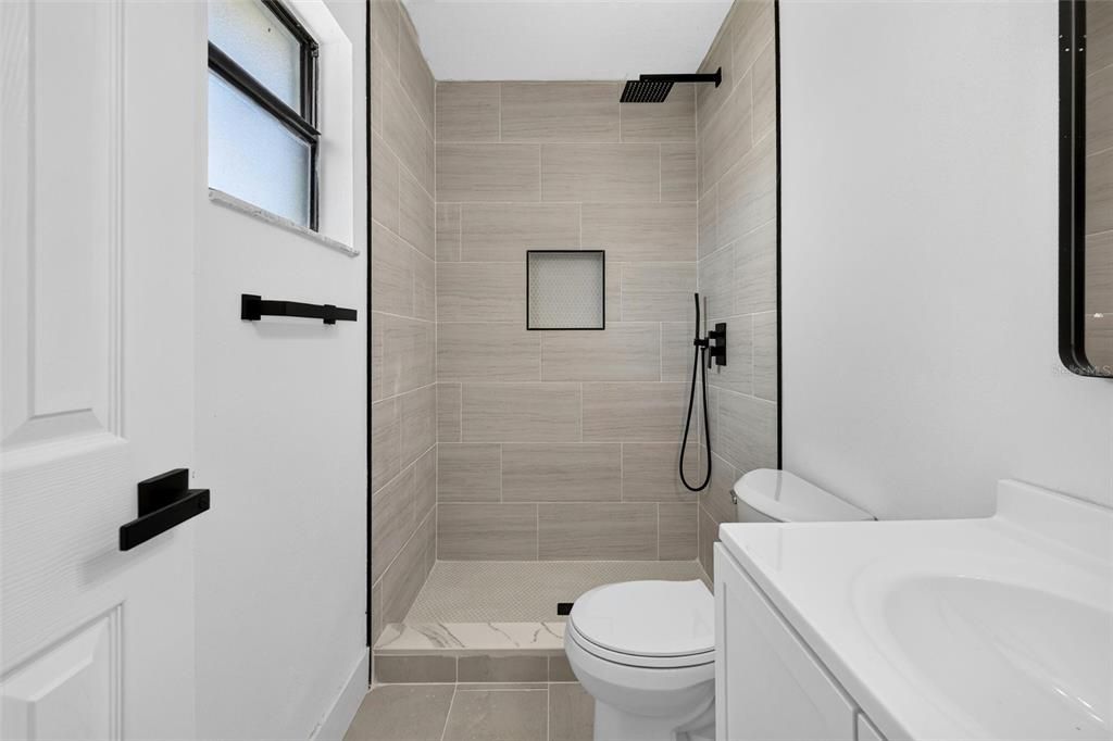 For Sale: $243,000 (4 beds, 2 baths, 1385 Square Feet)
