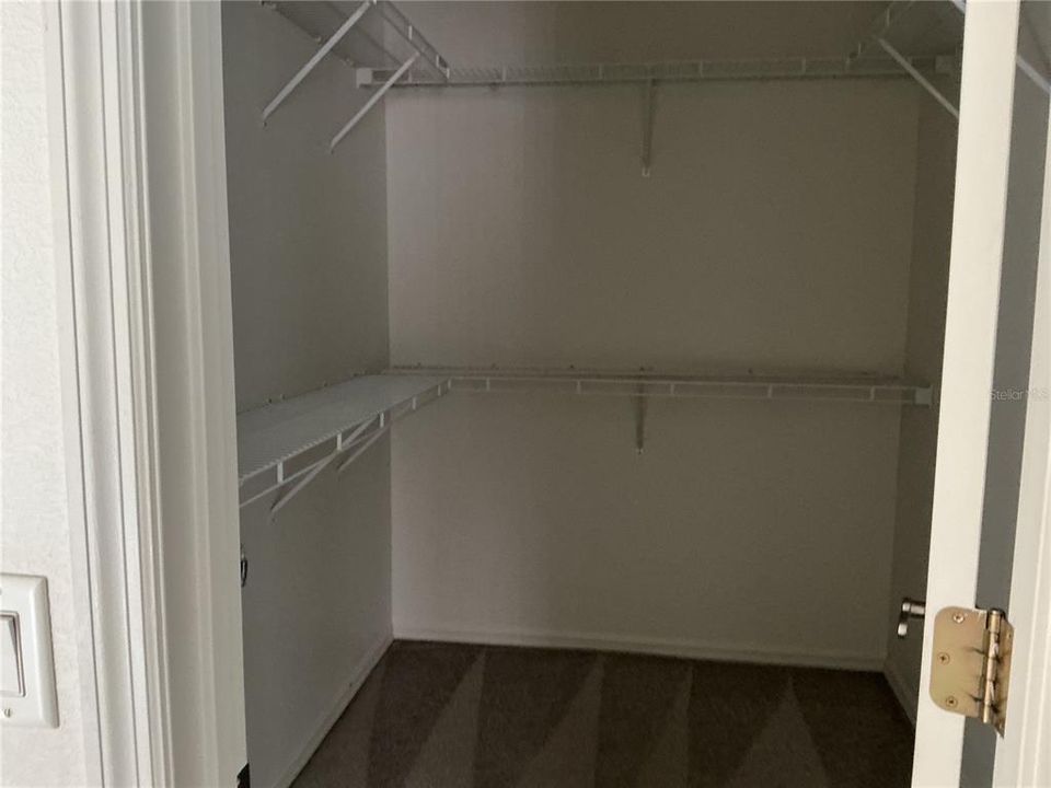 For Rent: $1,700 (3 beds, 2 baths, 1627 Square Feet)