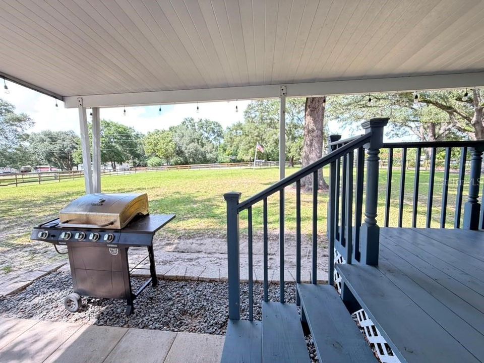 For Rent: $2,200 (3 beds, 2 baths, 1134 Square Feet)
