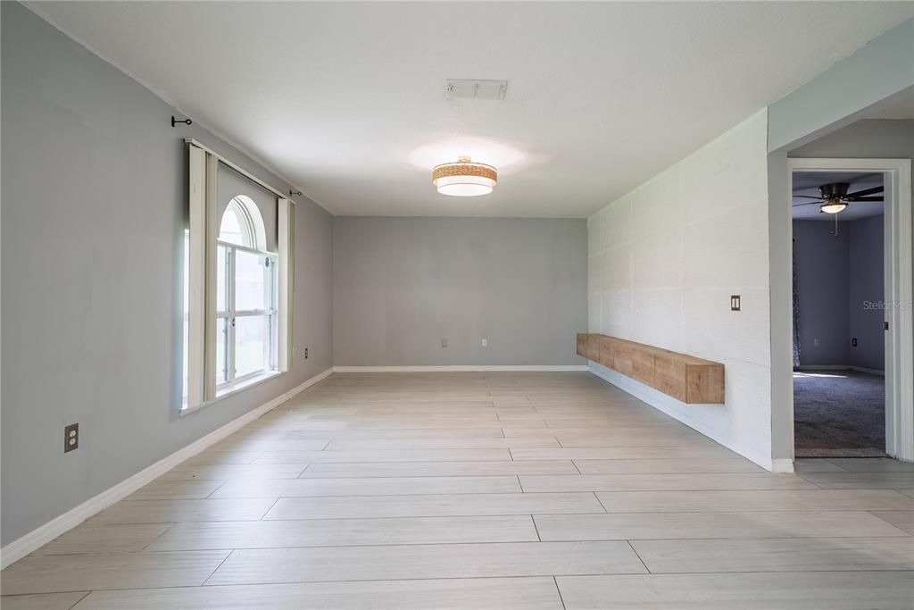 For Sale: $495,900 (4 beds, 2 baths, 2156 Square Feet)