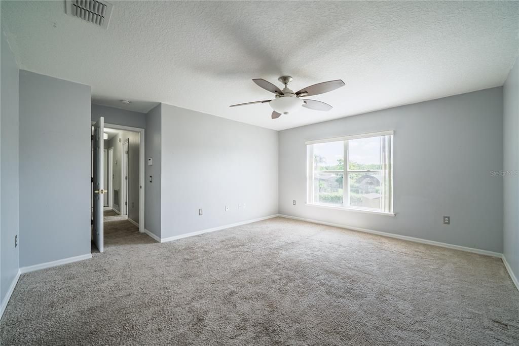 For Sale: $495,900 (4 beds, 2 baths, 2156 Square Feet)