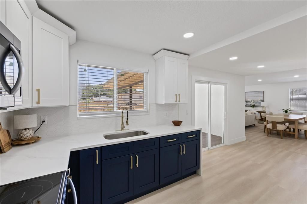 For Sale: $447,900 (3 beds, 3 baths, 1553 Square Feet)