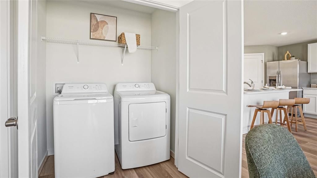 For Sale: $275,070 (3 beds, 2 baths, 1328 Square Feet)