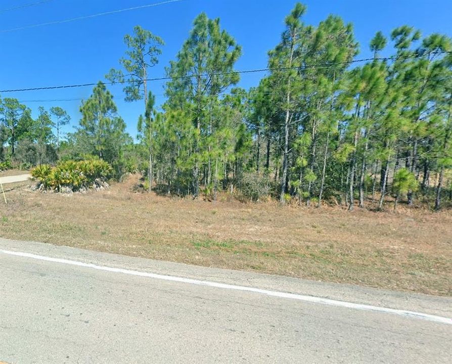 En Venta: $23,500 (0.25 acres)