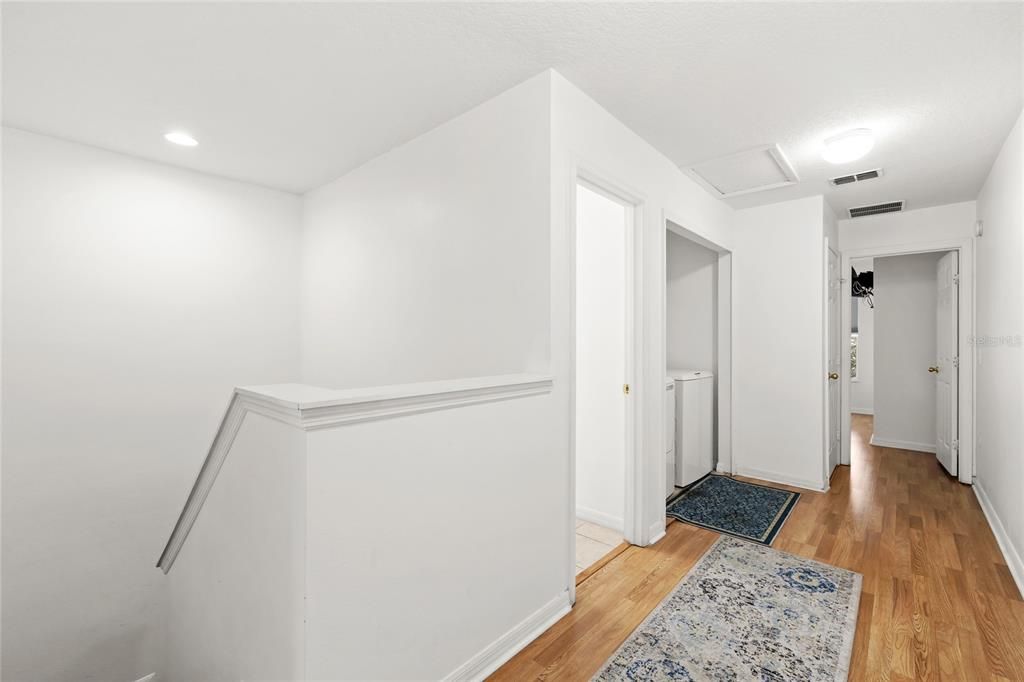 En Venta: $265,000 (3 camas, 3 baños, 1187 Pies cuadrados)