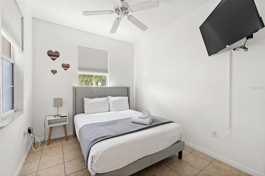 En Venta: $265,000 (3 camas, 3 baños, 1187 Pies cuadrados)