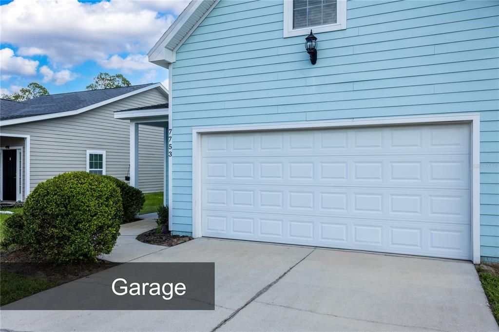 For Sale: $290,000 (3 beds, 2 baths, 1433 Square Feet)