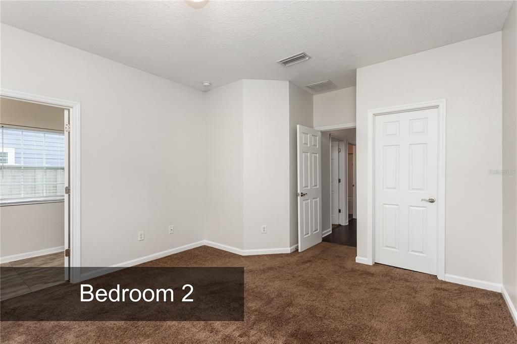For Sale: $290,000 (3 beds, 2 baths, 1433 Square Feet)