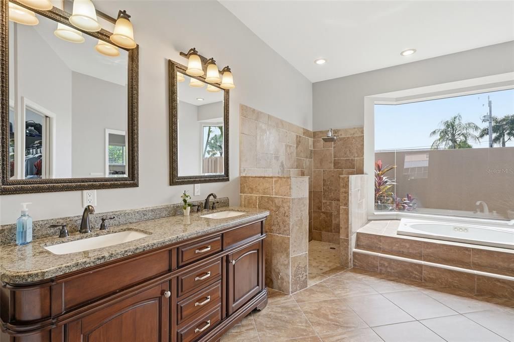 For Sale: $875,000 (3 beds, 3 baths, 2217 Square Feet)