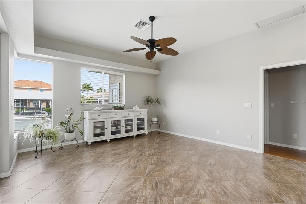 For Sale: $875,000 (3 beds, 3 baths, 2217 Square Feet)