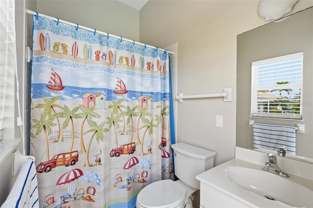 For Sale: $875,000 (3 beds, 3 baths, 2217 Square Feet)