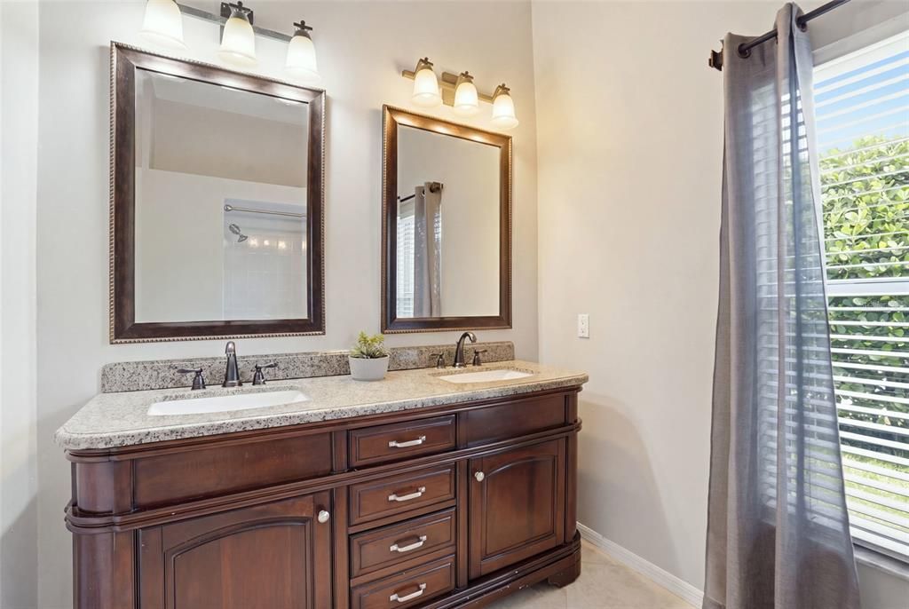 For Sale: $875,000 (3 beds, 3 baths, 2217 Square Feet)