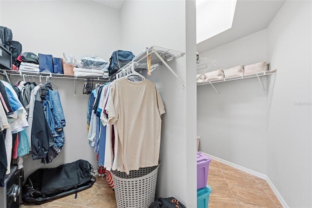 For Sale: $875,000 (3 beds, 3 baths, 2217 Square Feet)