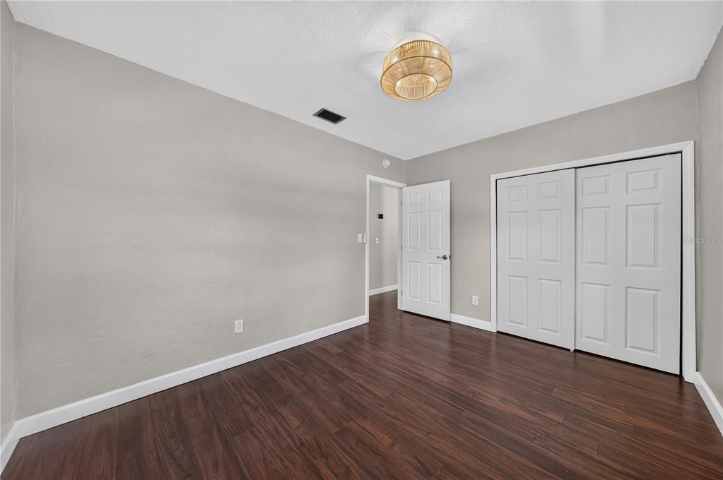 For Sale: $525,000 (3 beds, 2 baths, 1442 Square Feet)