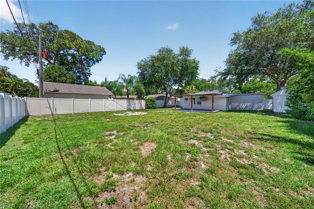 For Sale: $525,000 (3 beds, 2 baths, 1442 Square Feet)