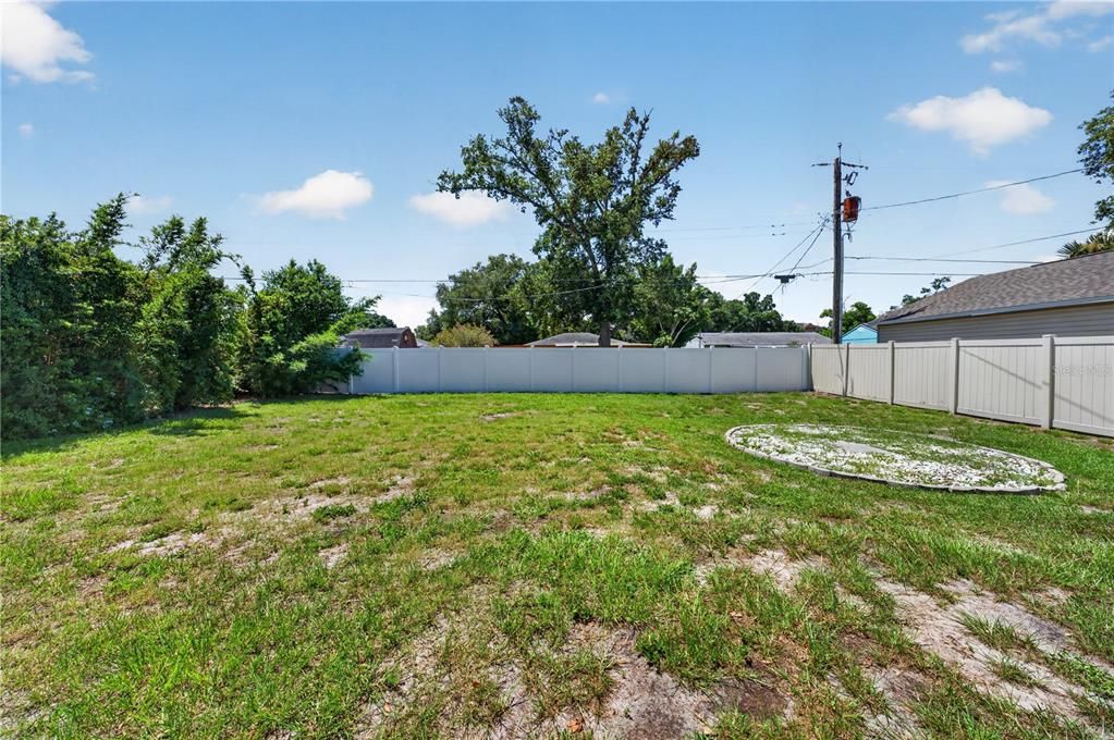 For Sale: $525,000 (3 beds, 2 baths, 1442 Square Feet)