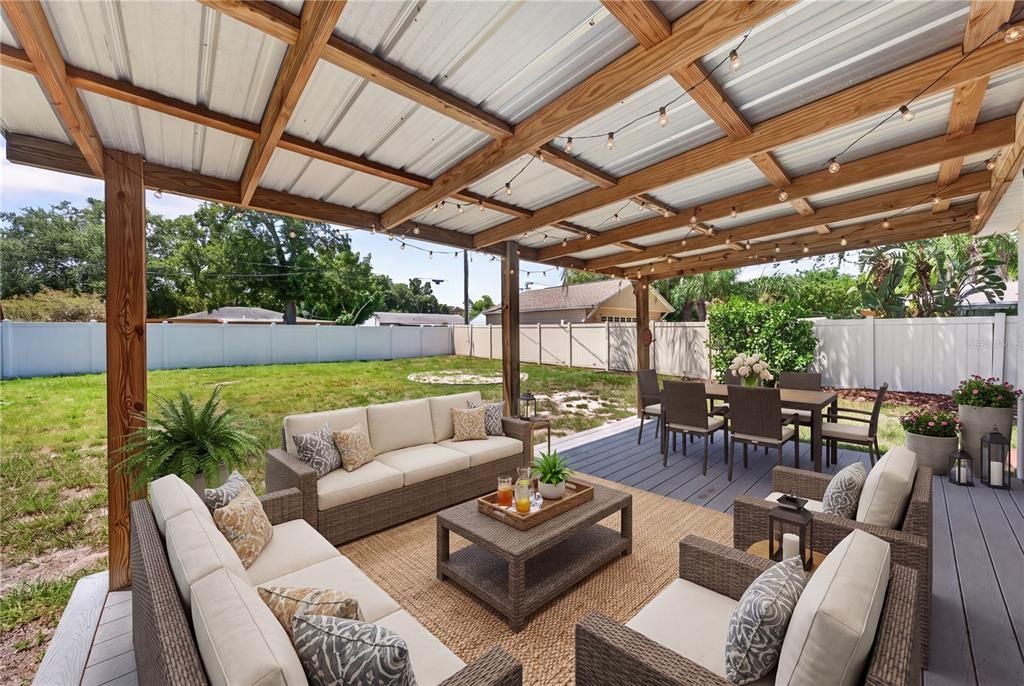 For Sale: $525,000 (3 beds, 2 baths, 1442 Square Feet)