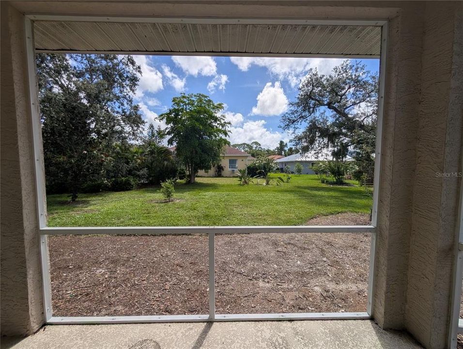 For Rent: $2,650 (3 beds, 2 baths, 1814 Square Feet)