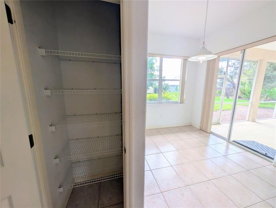 For Rent: $2,650 (3 beds, 2 baths, 1814 Square Feet)