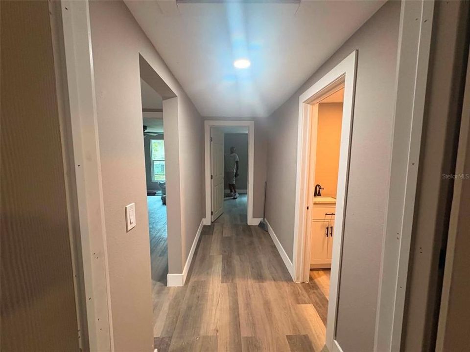 For Sale: $315,000 (3 beds, 1 baths, 1122 Square Feet)