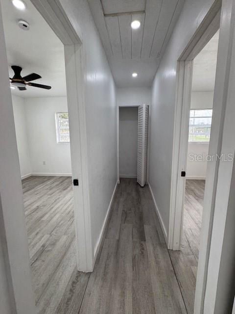 For Rent: $1,800 (3 beds, 2 baths, 864 Square Feet)